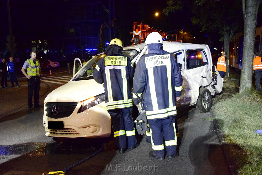 VU PKW Strab Koeln Niehl Amsterdamerstr Friedrich Karlstr P242.JPG - Miklos Laubert